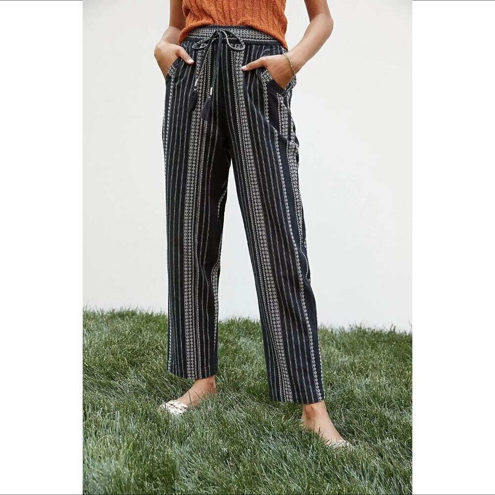 Anthropologie beach pants black white tribal ankle cropped drawstring tassel XS